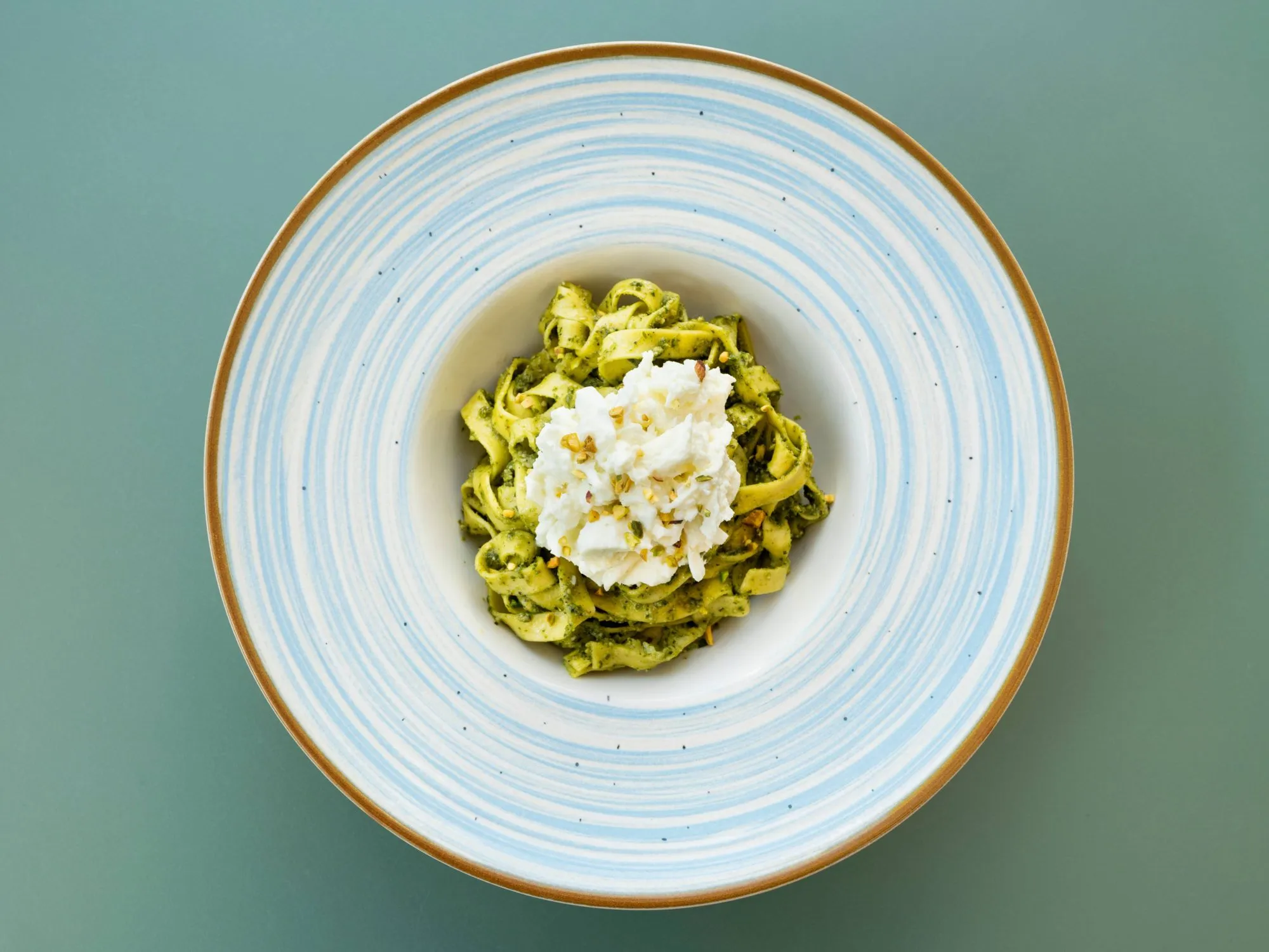 Pesto – Mozzarella testenina